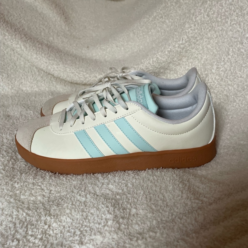Adidas VL Court Base 8 1/2 Women’s